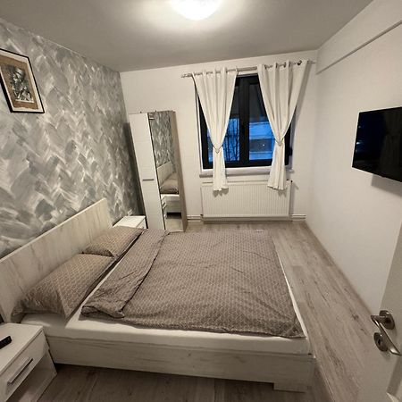 Apartament Ultracentral Modern 1 Piteşti Esterno foto